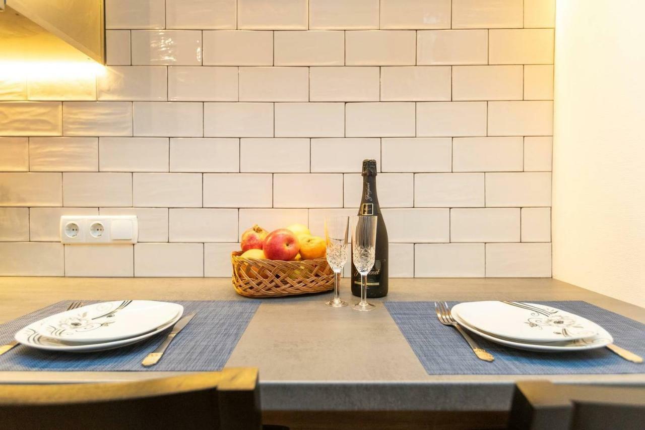 Wehost Cozy Nest Apartamento Tbilisi Exterior foto
